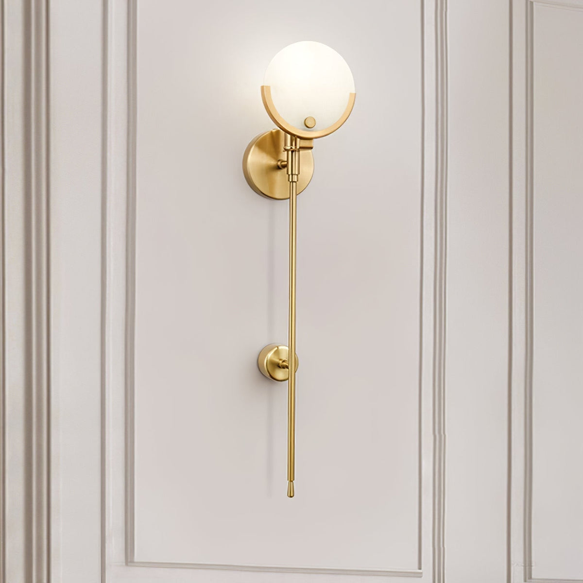 Candeeiro de parede moderno minimalista em latão e alabastro Ljomuvyo