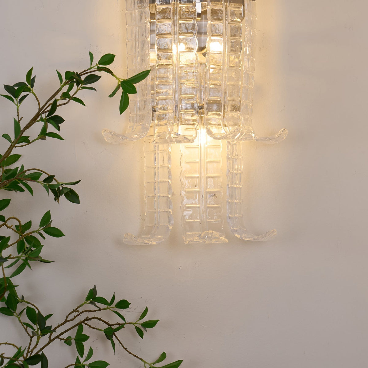 Celearia vägglampa med klar panel i geometriskt Murano-glas