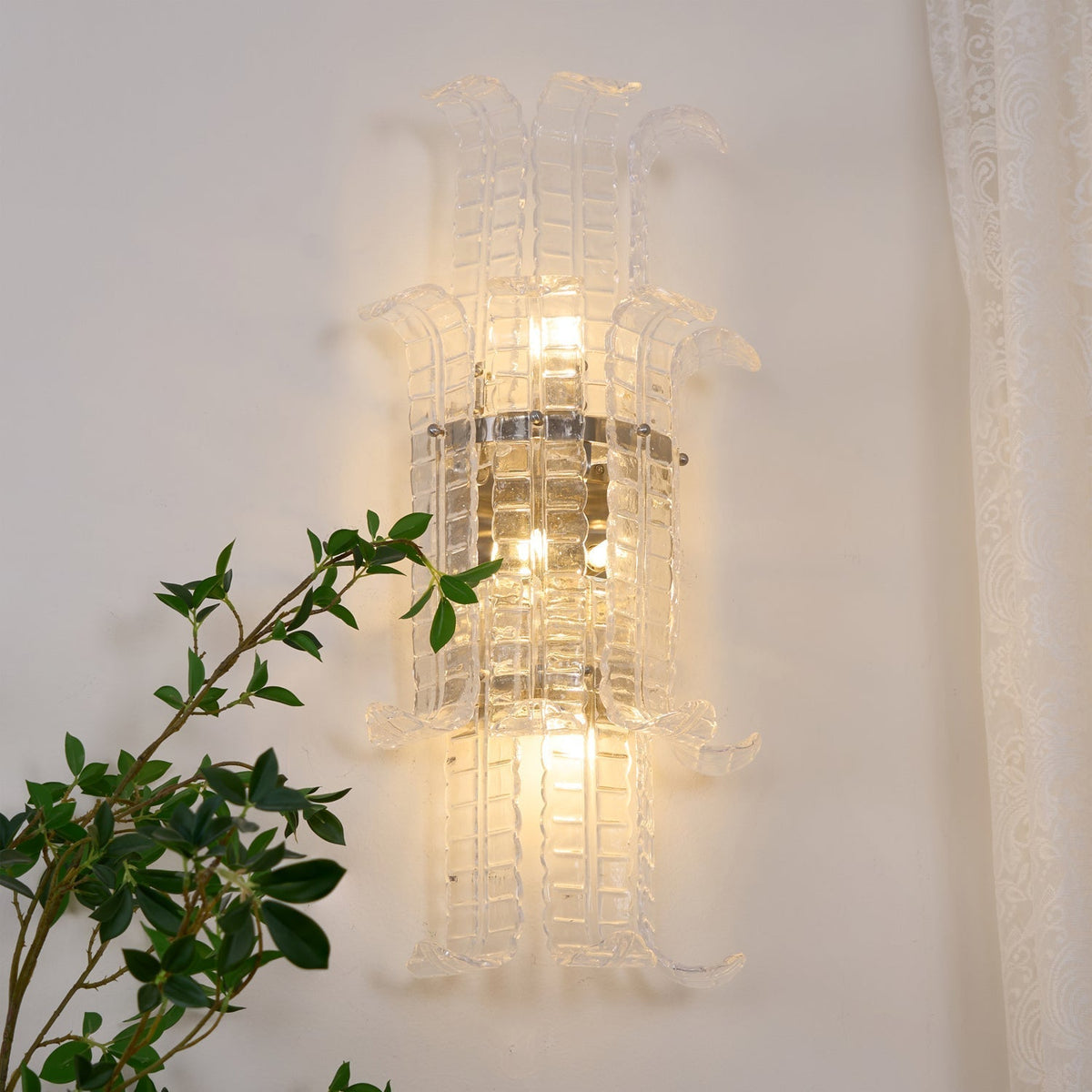 Celearia vägglampa med klar panel i geometriskt Murano-glas
