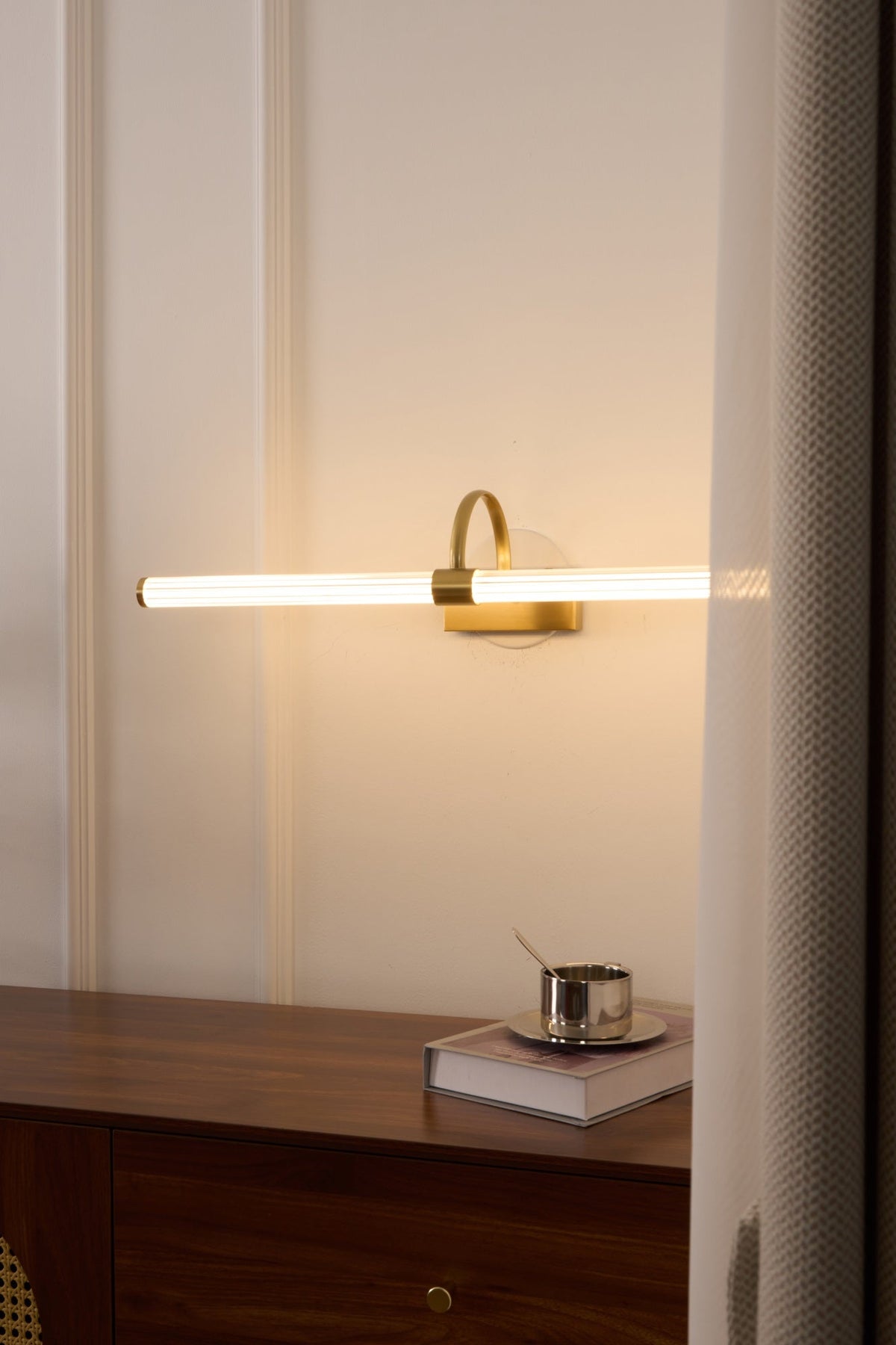 Candeeiro de parede moderno minimalista em latão Beryl