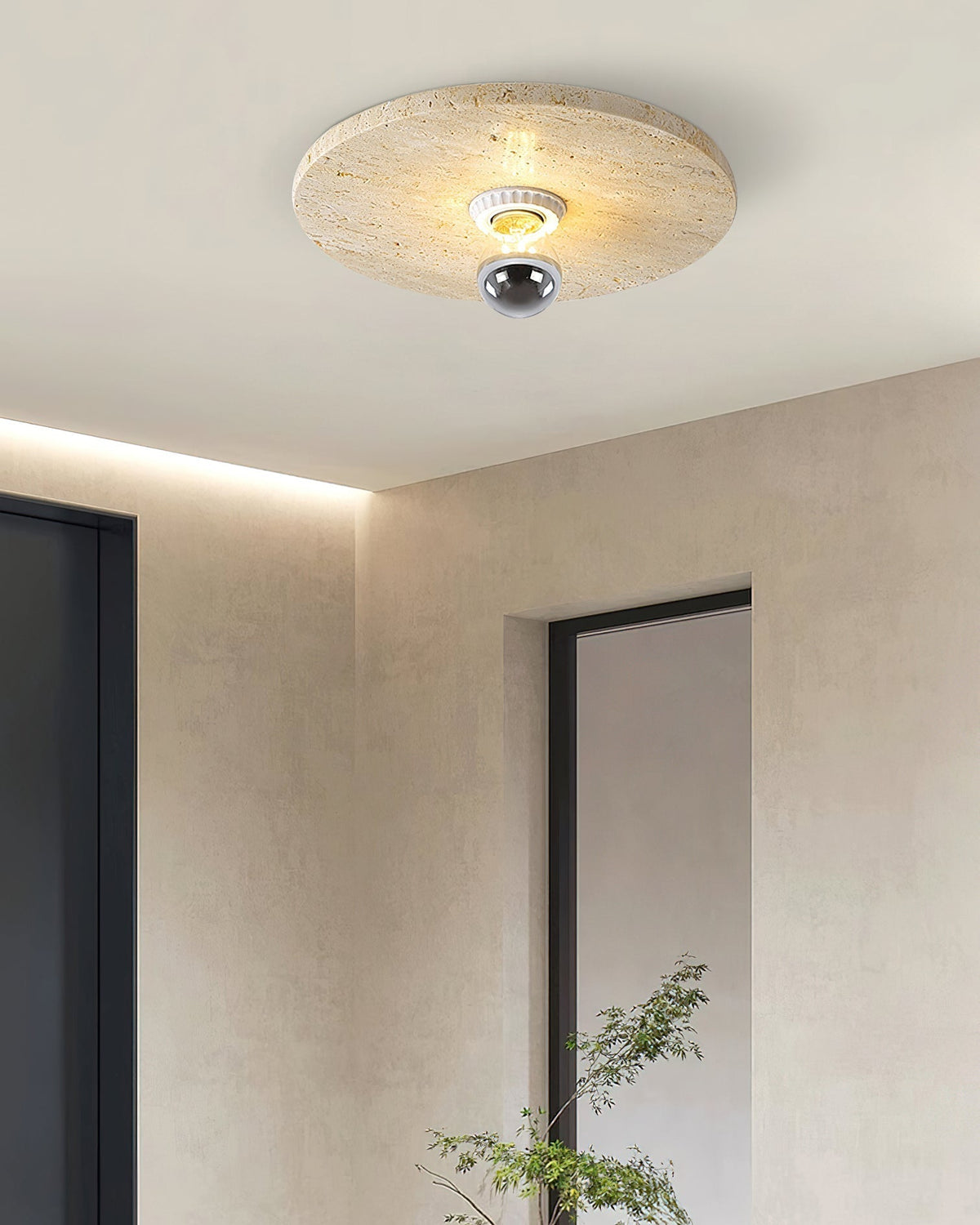 Norarora-loftslampe i travertin