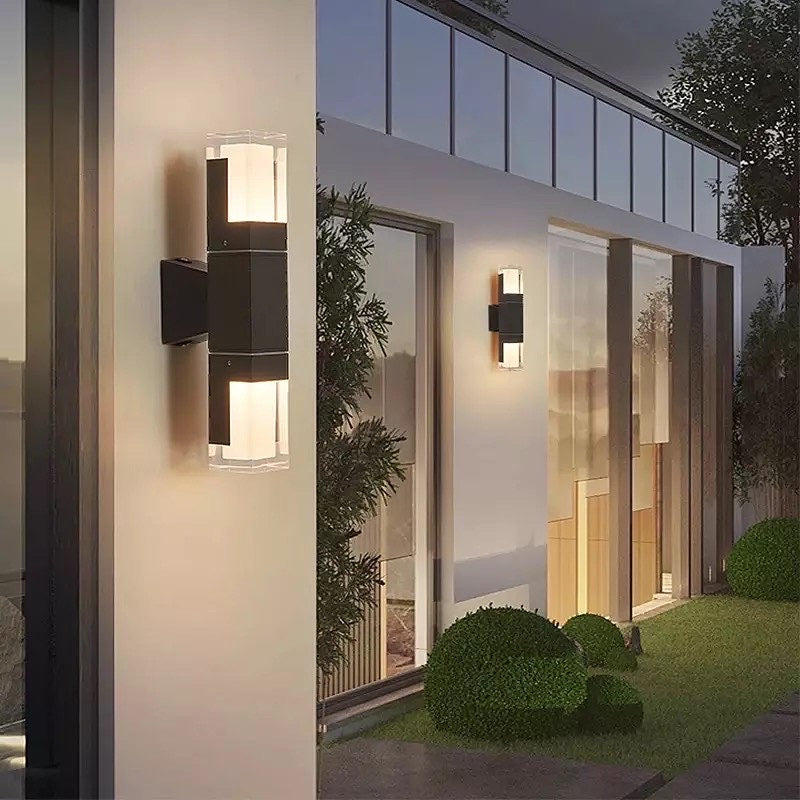Ray Modern Rectangular Double- Head Metal Outdoor Wall Lamp