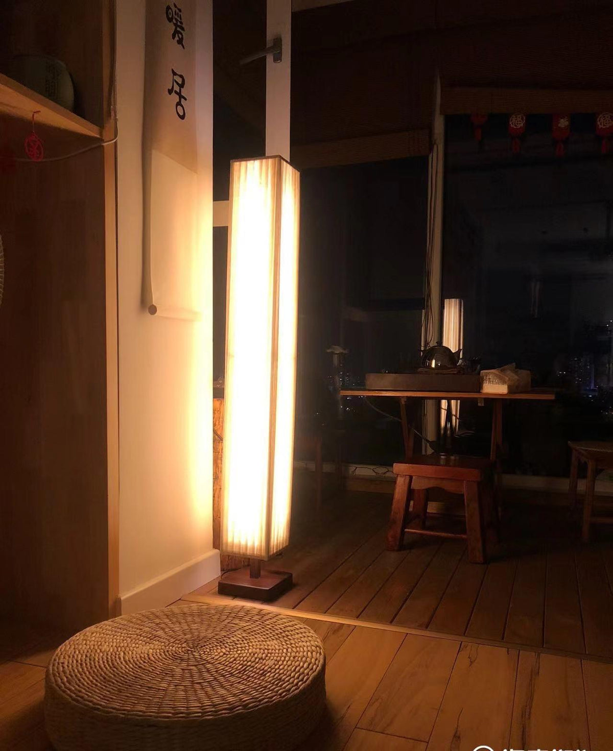 Vesolyre japandi-golvlampa i tyg