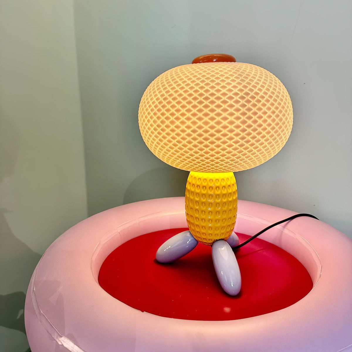 Eirarielle moderne bordlampe i glas