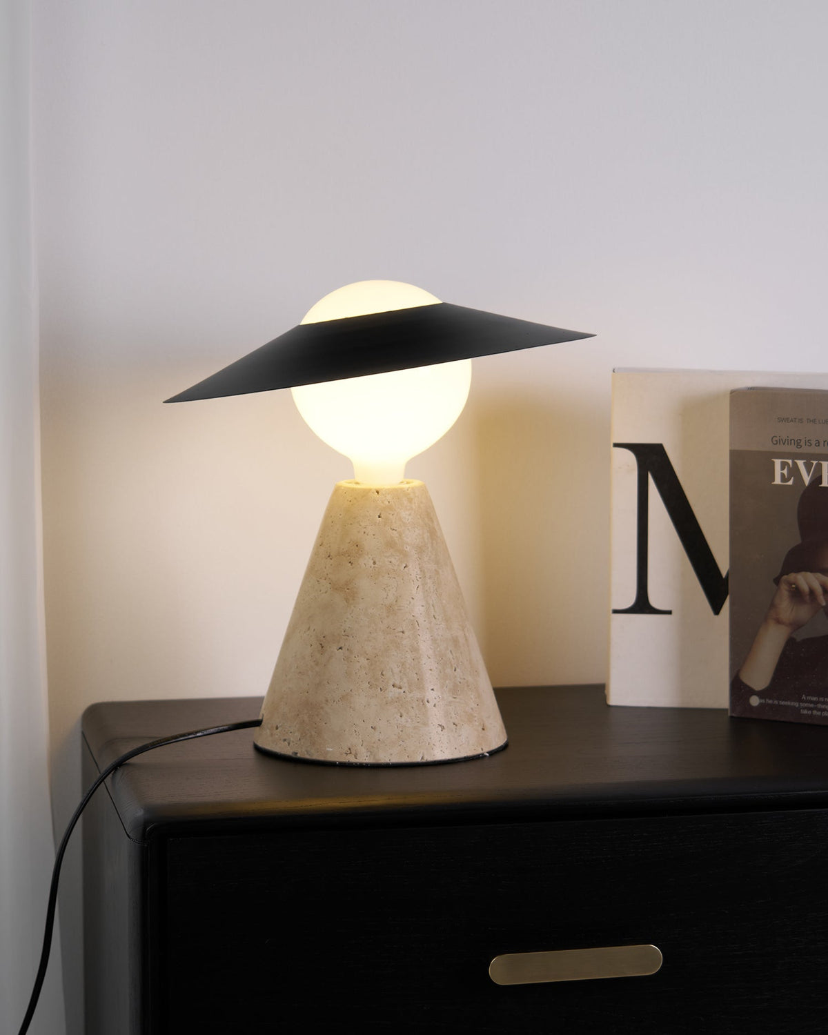 Elaalise bordslampa