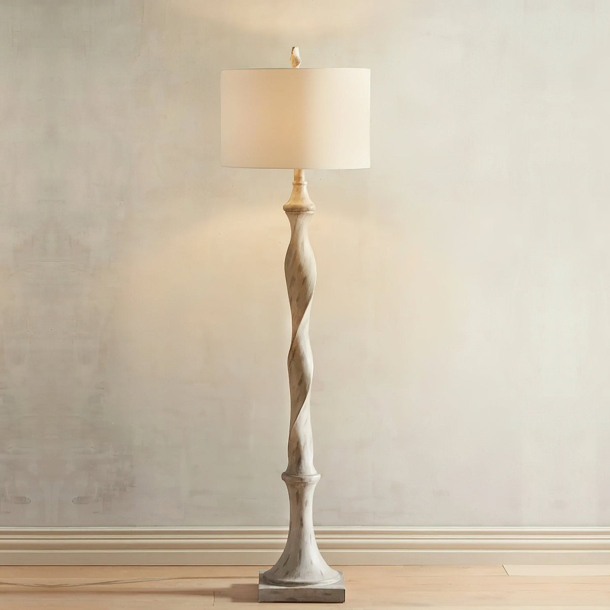 Twyla-gulvlampe