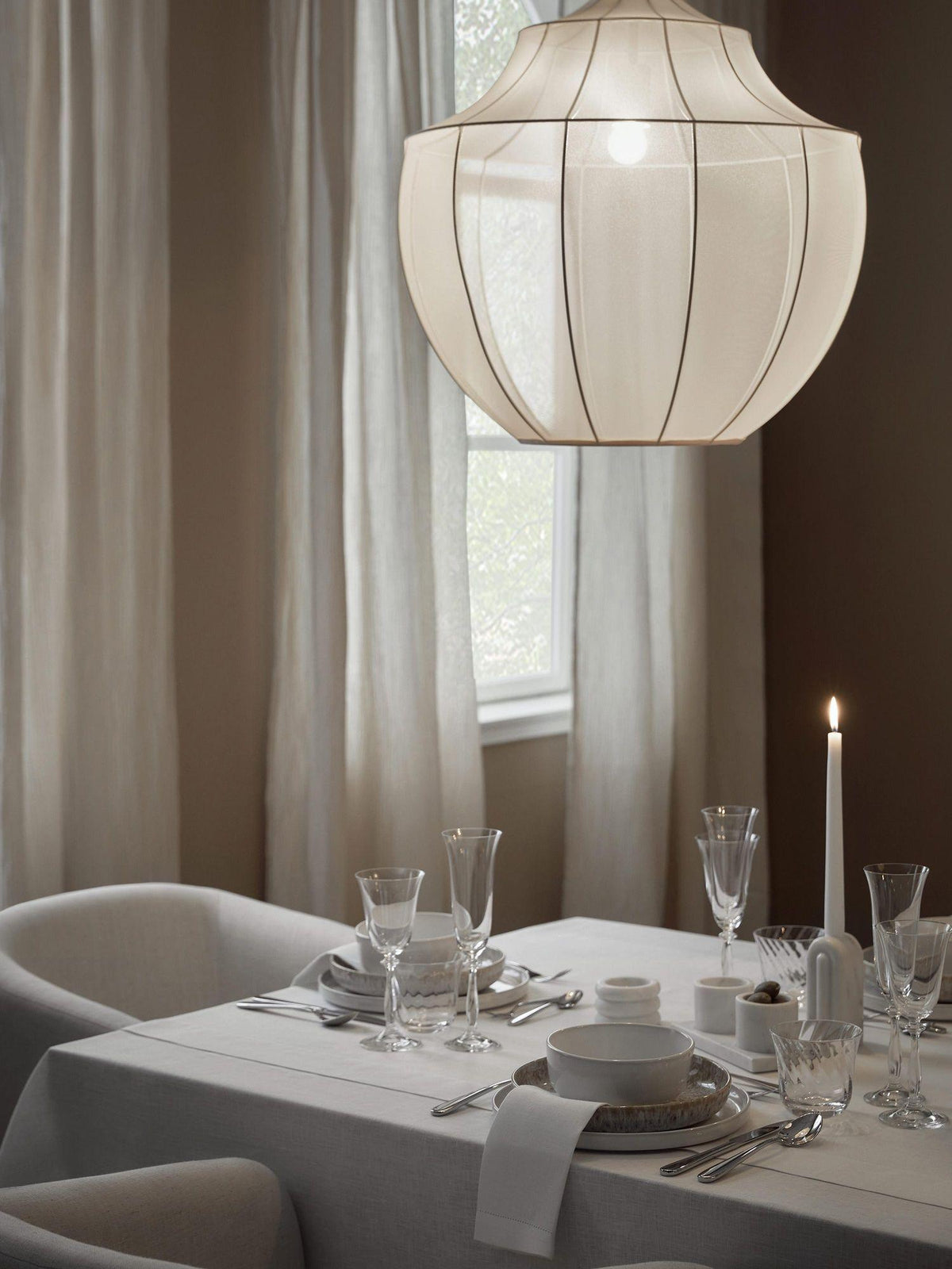 Frigen pendellampa i exklusivt mesh-tyg Elegance