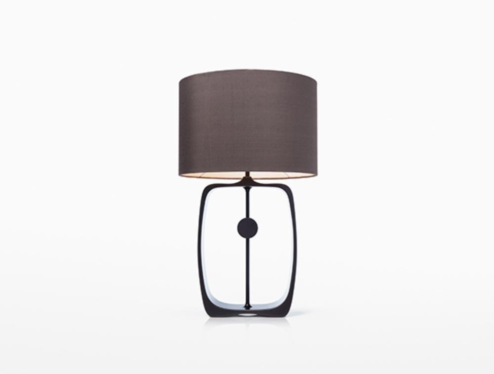 Frank moderne bordlampe