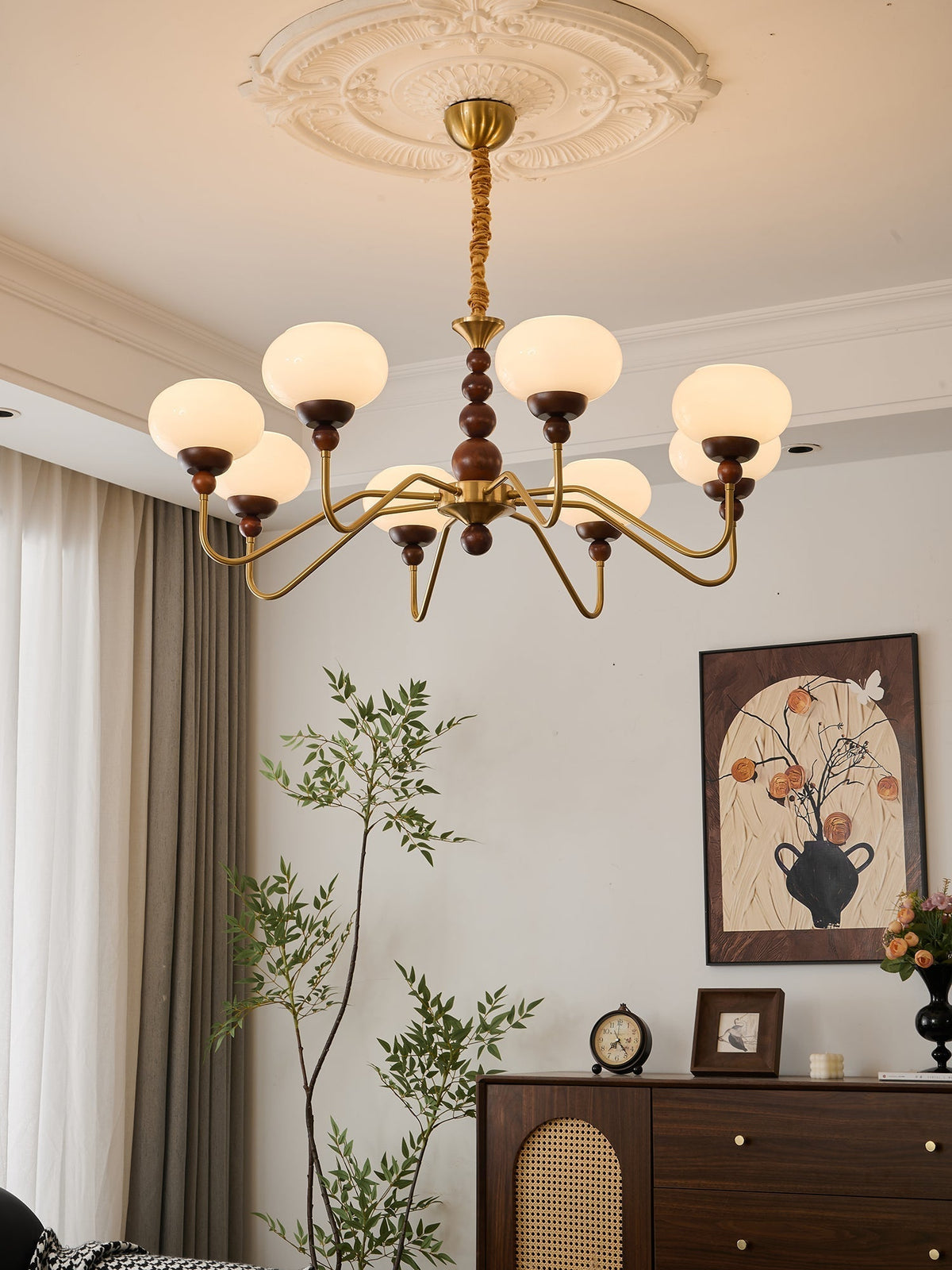 Sylaian moderne lysekrone i glas, træ og messing med 6 lamper