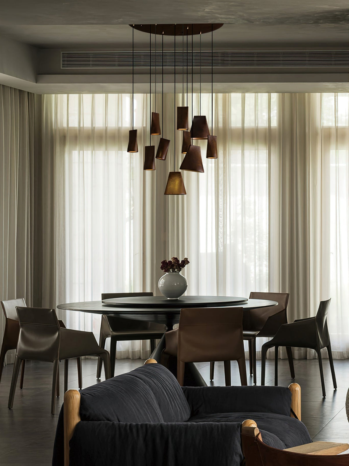 Lustre suspenso assimétrico em madeira Ivarara