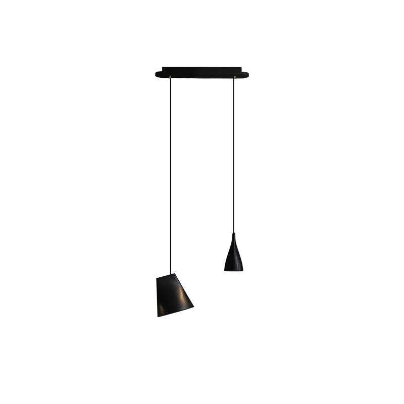 Lustre suspenso assimétrico em madeira Ivarara