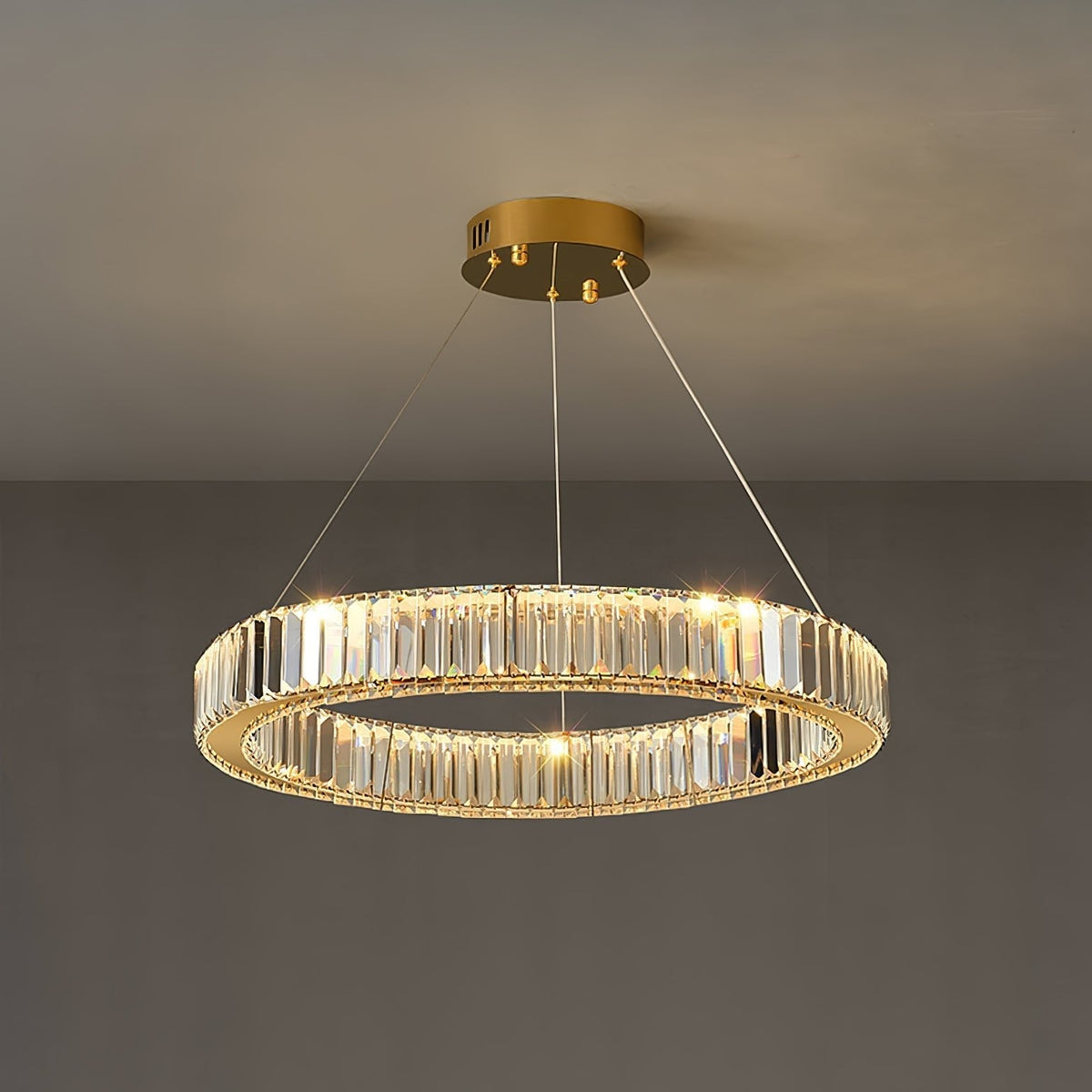 Candelabro de anel de cristal dourado Cyrirelle