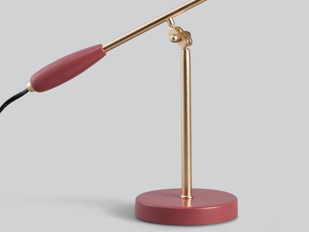Candeeiro de mesa em aço Orbix de estilo mid-century