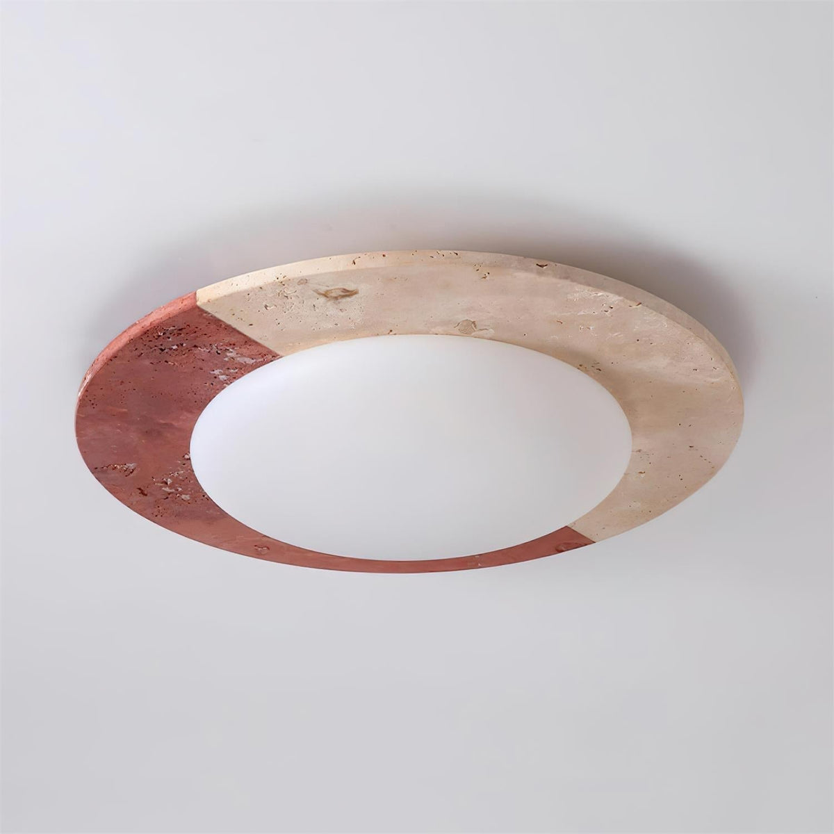 Loftlampe i travertin