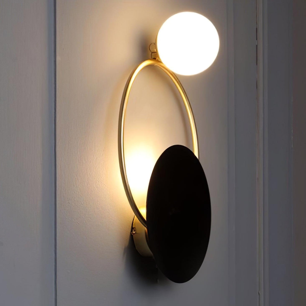 Arisha Modern LED Triple Rings Wall Lamp, Metal/Glass, Gold/Black, Bedroom