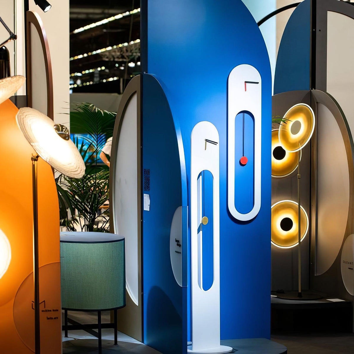 Abir minimalistisk gulvlampe