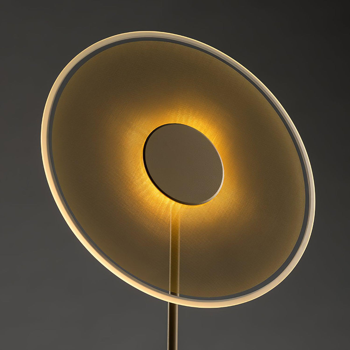 Abir minimalistisk gulvlampe