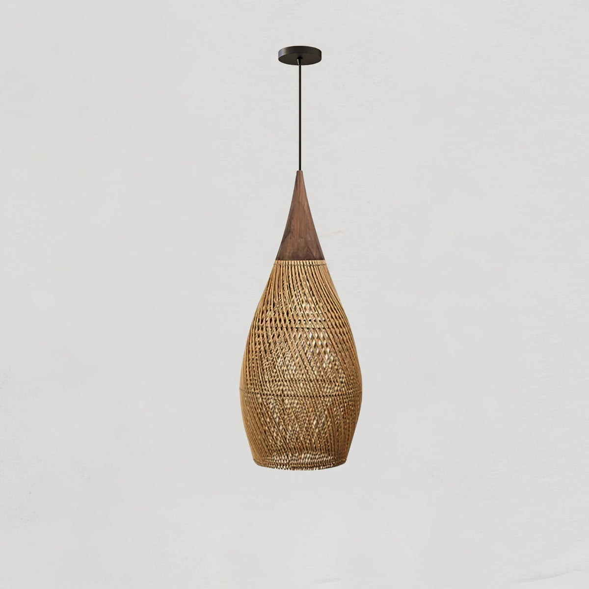 Evelyn hengilampi úr fléttuðu spanskreyr fyrir stofu