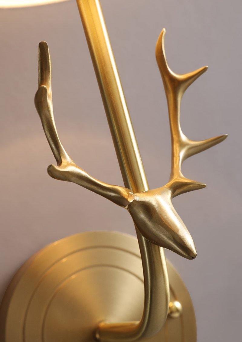Auriviella Elegance Deer Head -messinkiseinävalaisin