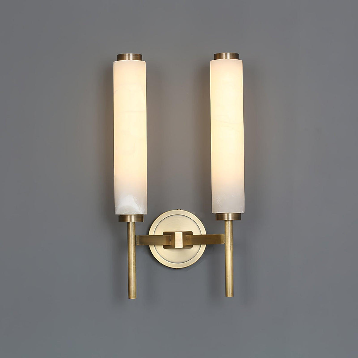 Jern art deco-vegglampi úr albasturi