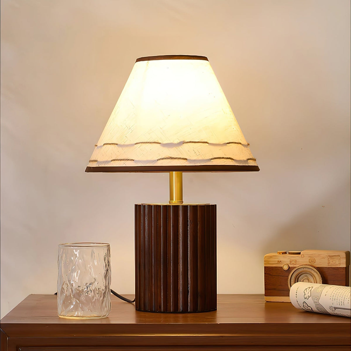 Nororelia Table Lamp