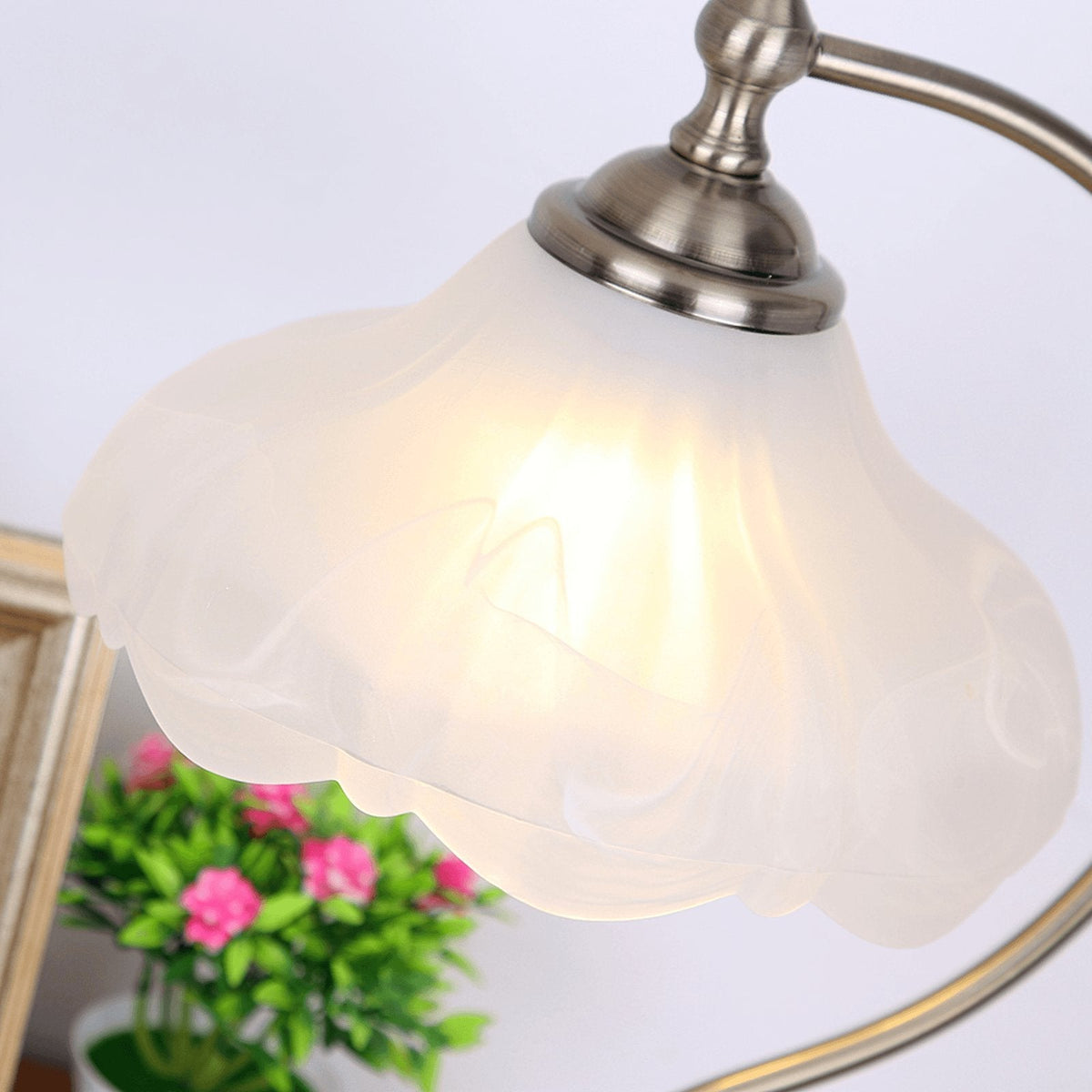 Velivise retro bordslampa i form av en blomma