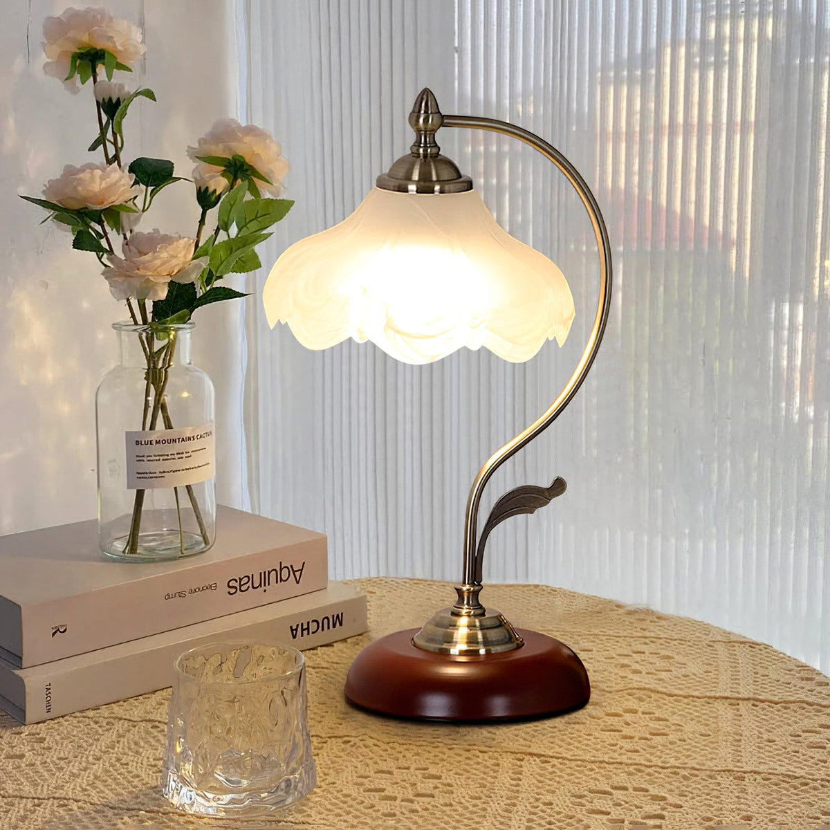 Velivise retro bordslampa i form av en blomma