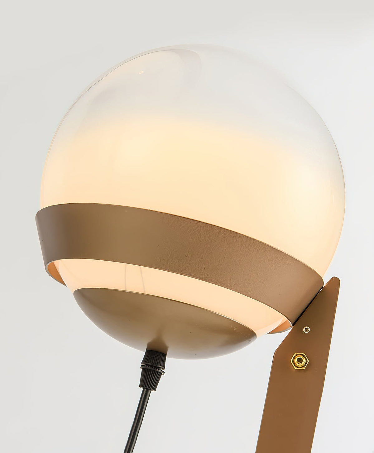 Caleriella-golvlampa