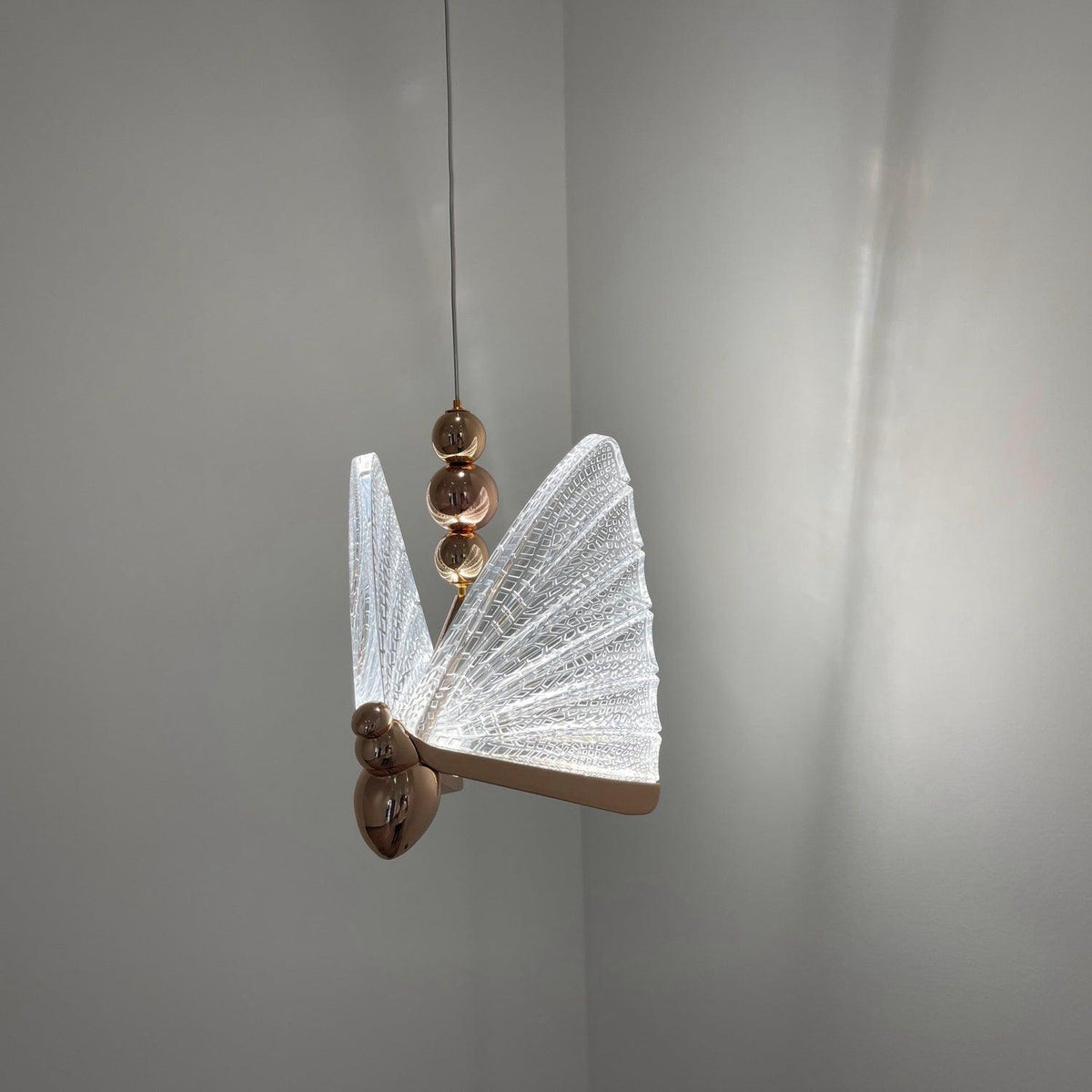 Luz pendente moderna Elaaneria em forma de borboleta
