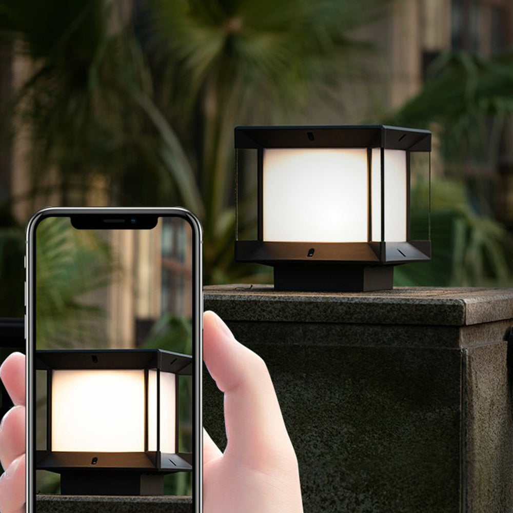 Ray moderne rektangulær udendørs lampe i metal og glas, sort/sort-guld