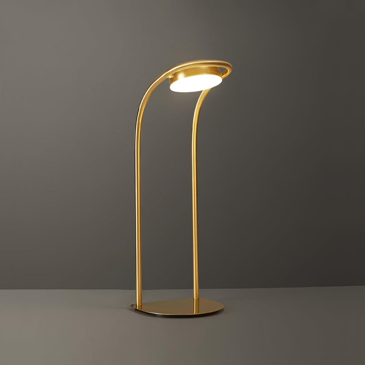 Rivarette minimalistisk bordlampe