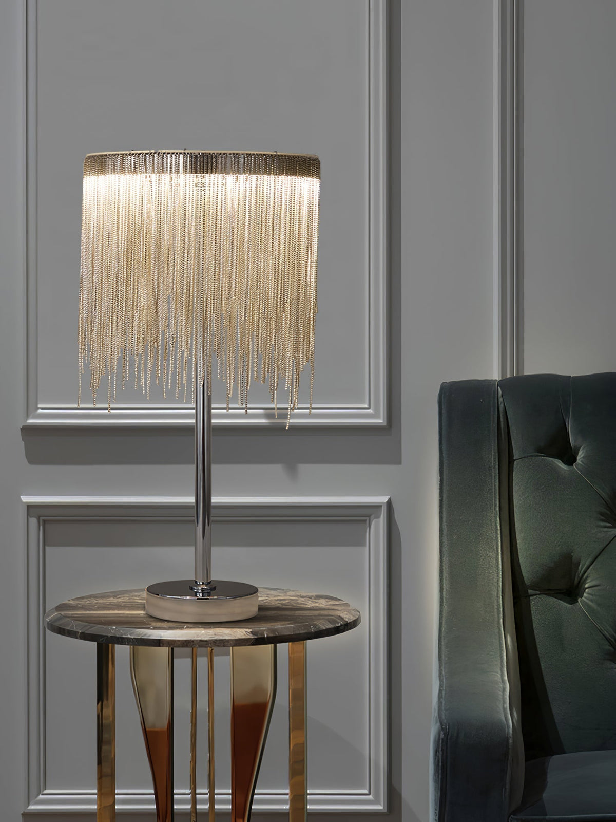 Cascade Cadena bordslampa med tofsar