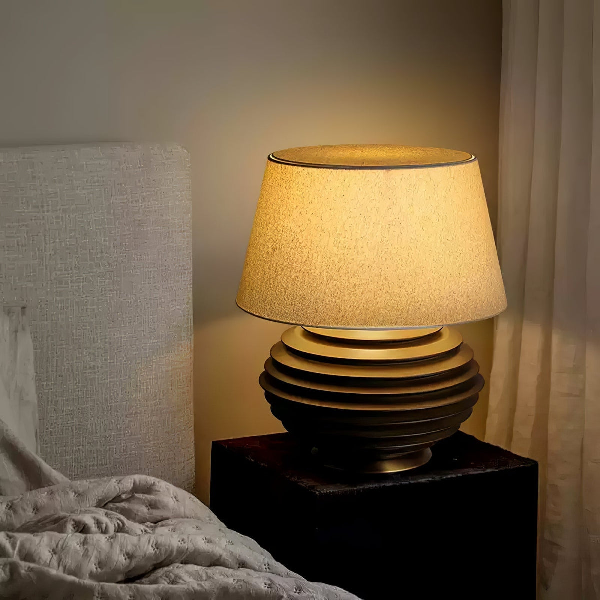 Abby moderne bordlampe