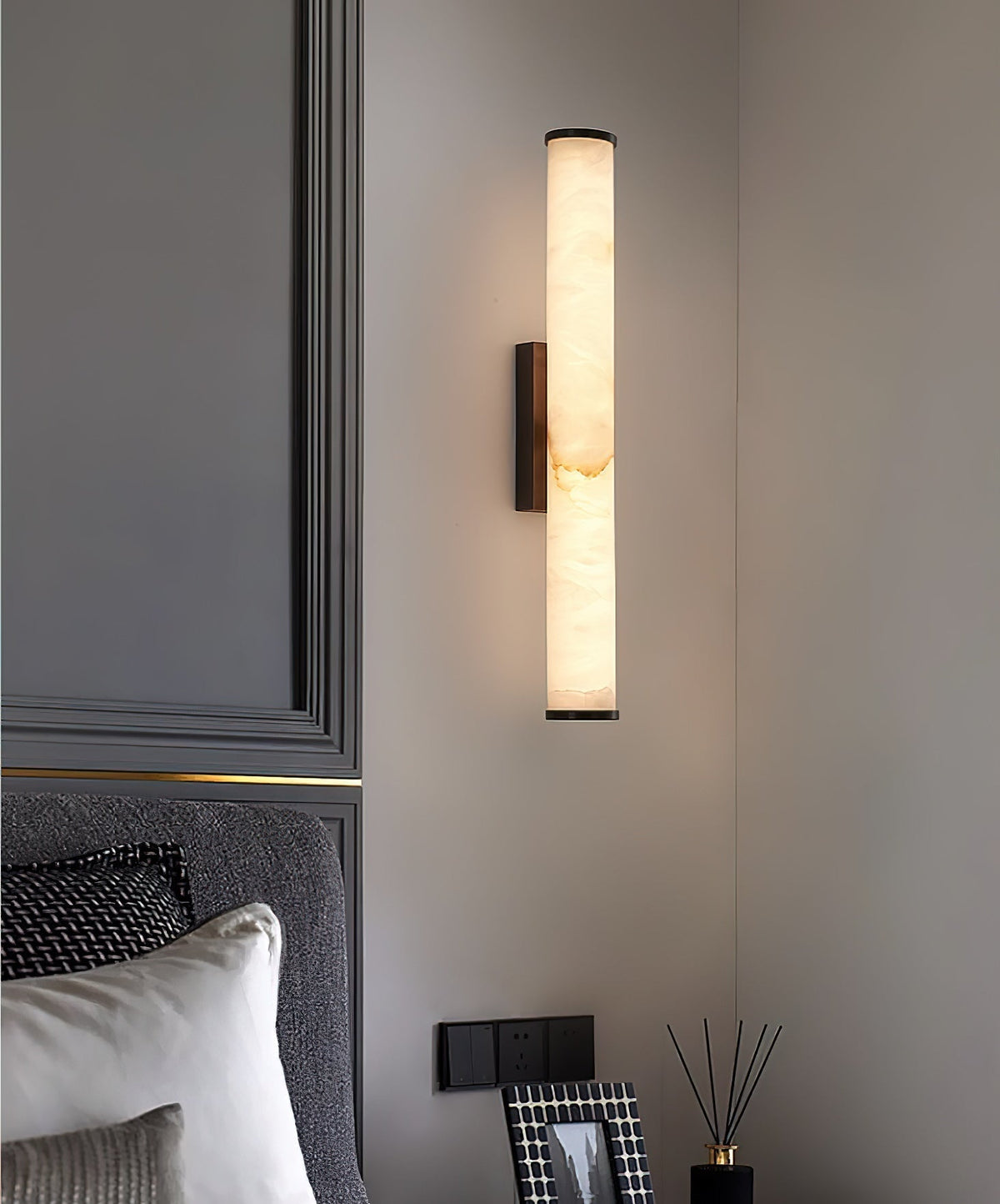 Velarelia vägglampa