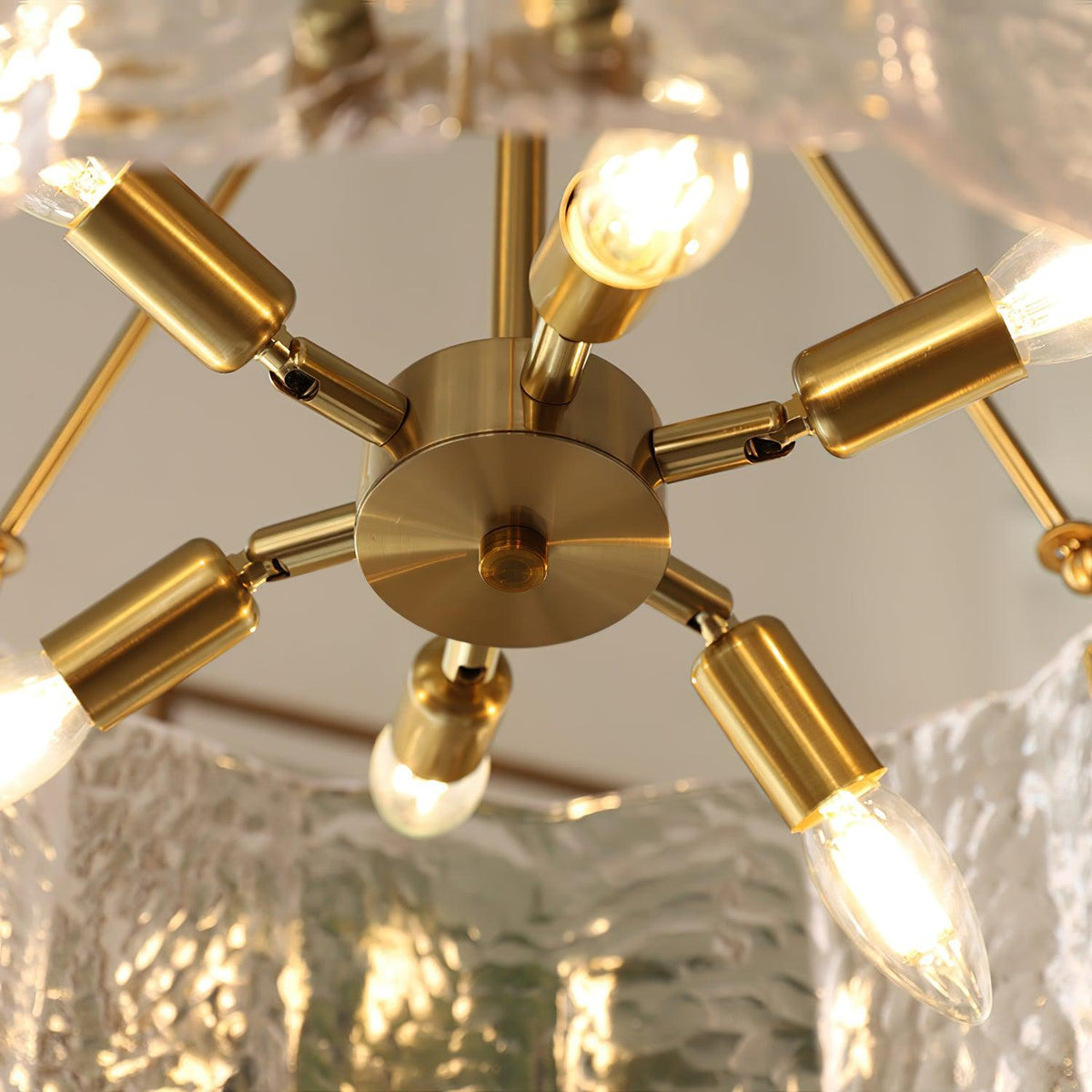 Eirorian Calvert-loftslampe i klart tekstureret glas