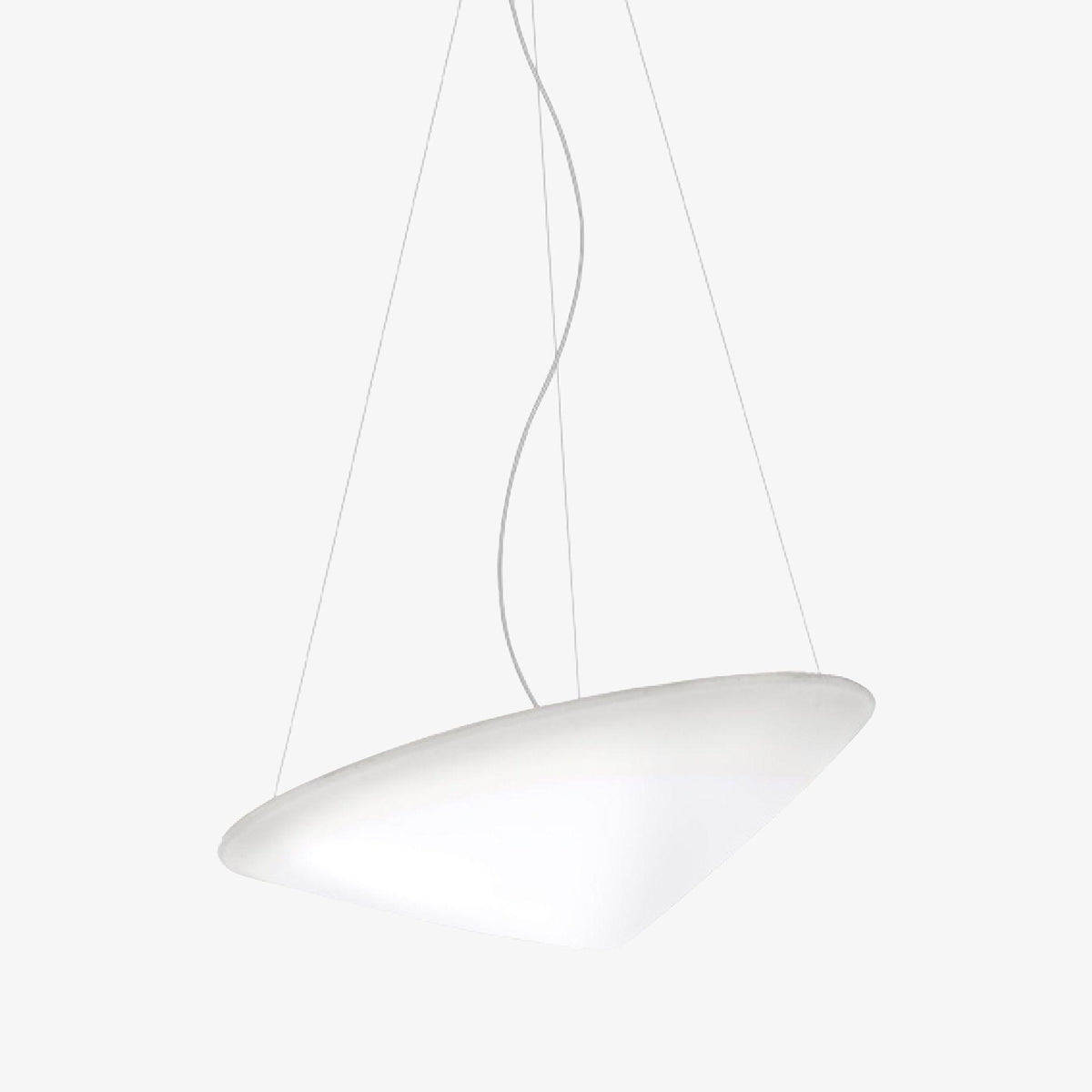 Othian pendellampa polyeten vinklad hatt minimalistisk