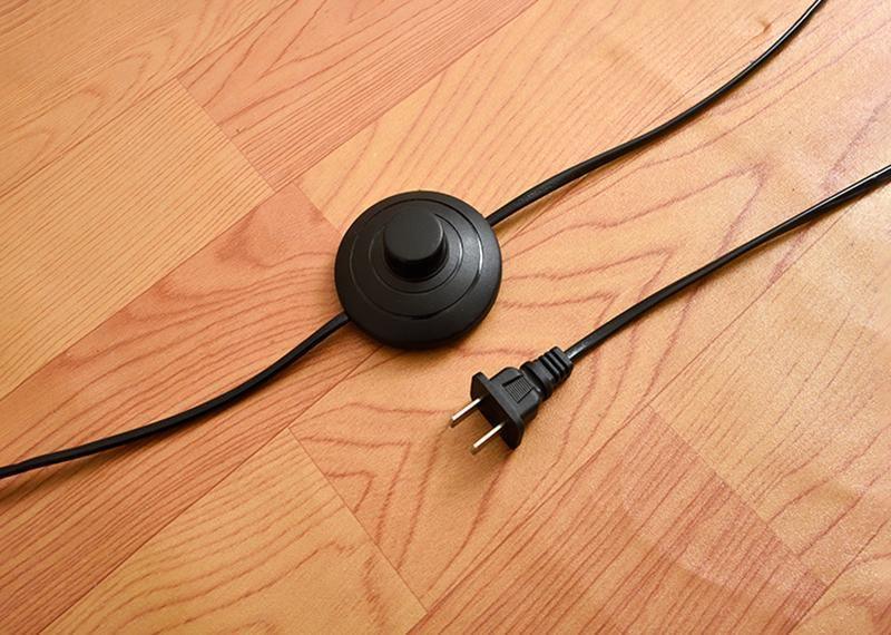 Candeeiro de pé minimalista Nell