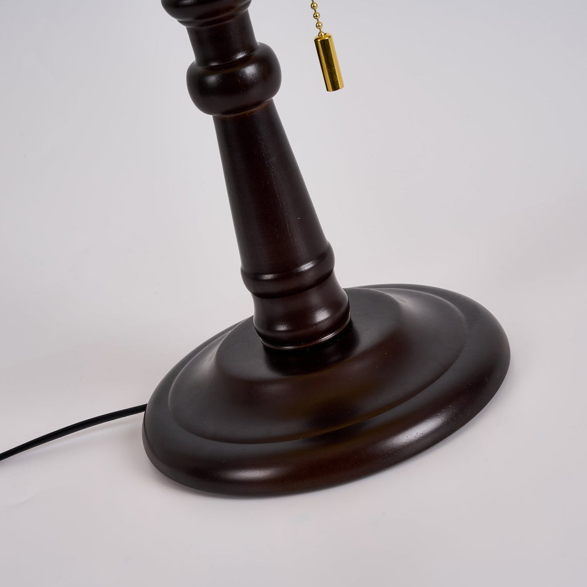 Beckett vintage-bordlampe i træ