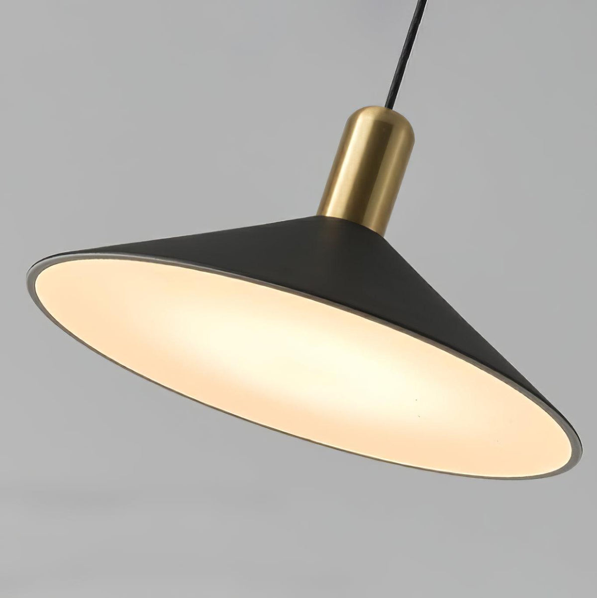 Mireniella minimalistisk taklampa