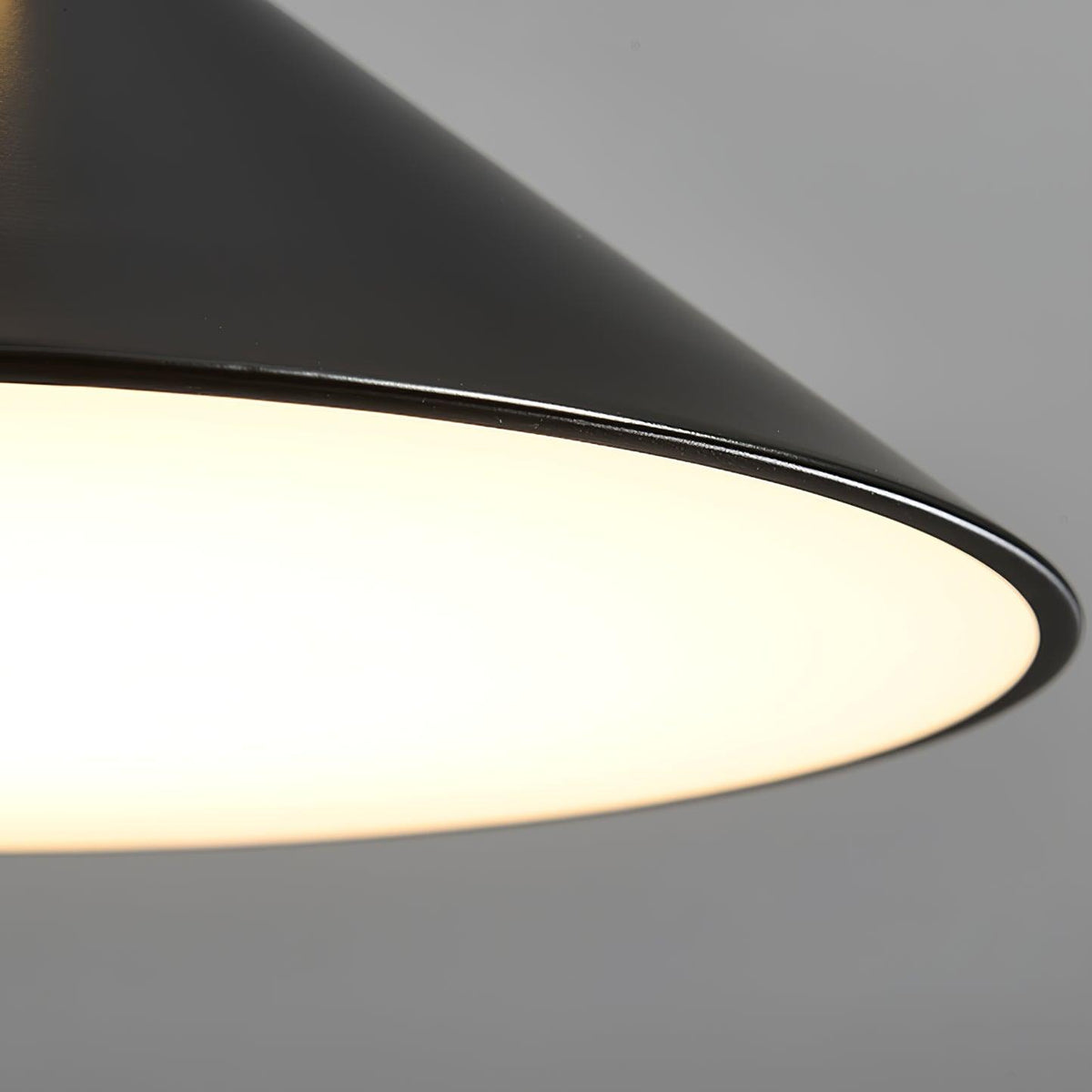 Mireniella minimalistisk taklampa