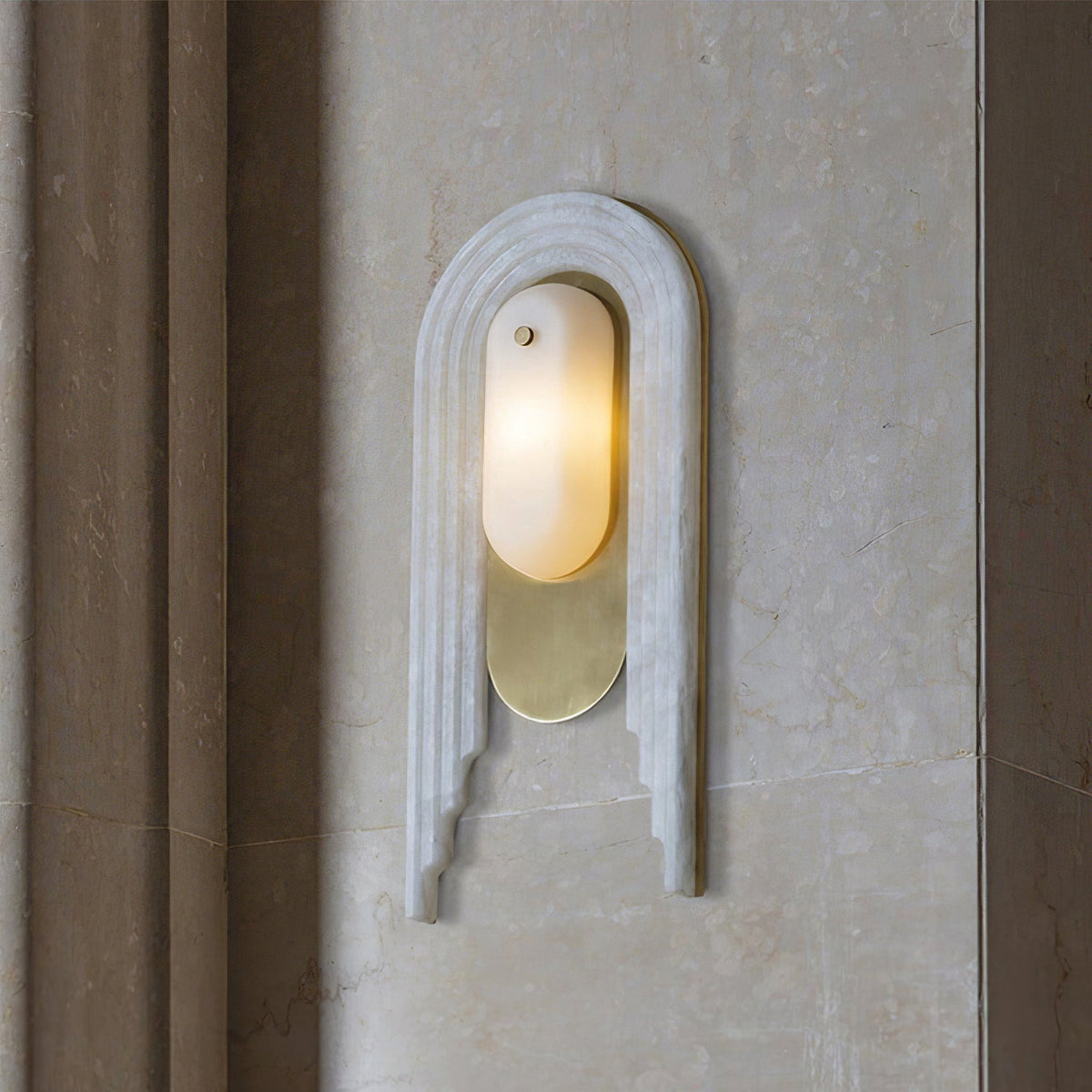 Sytalion Arch Alabaster vägglampa