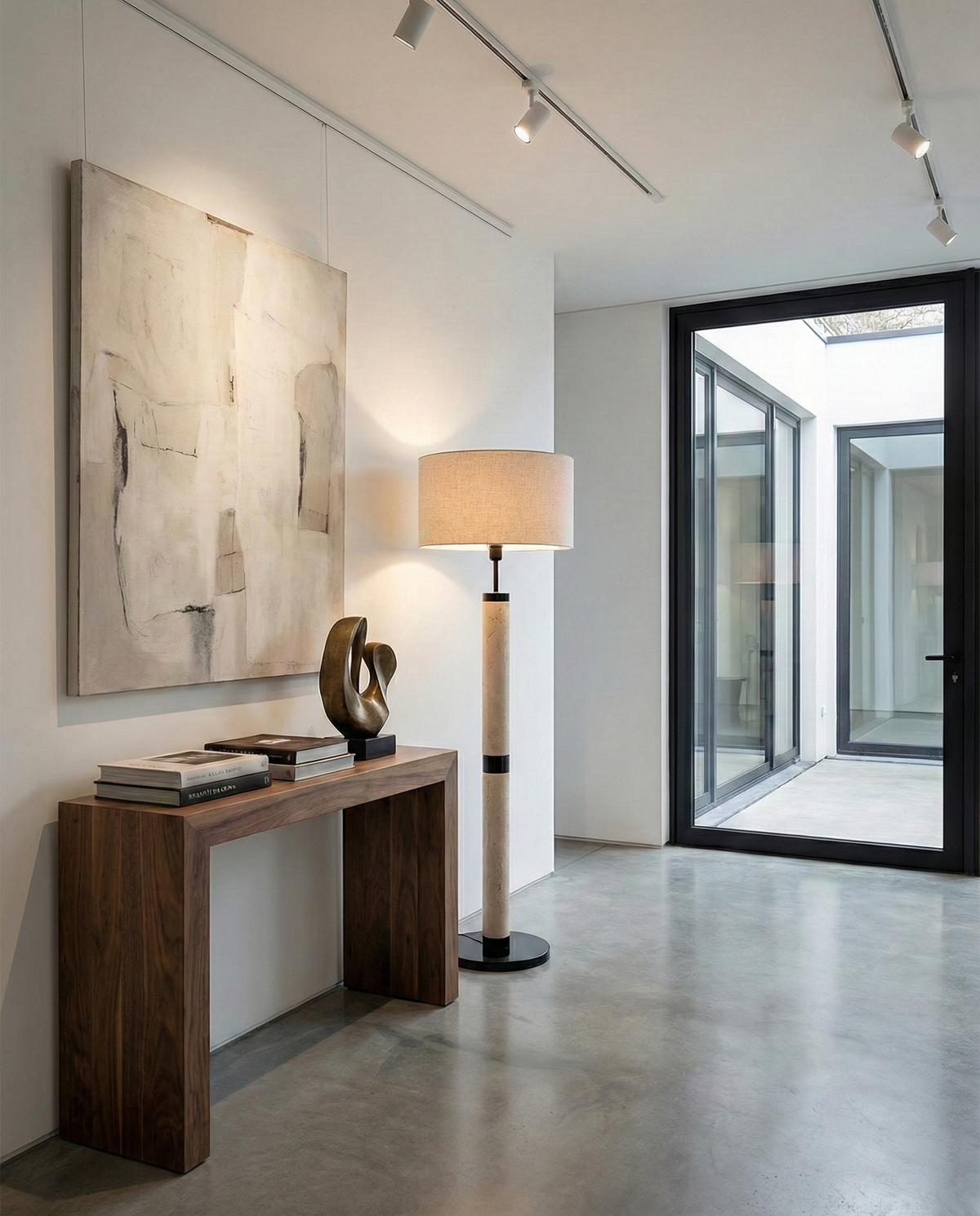 Avenenella Floor Lamp
