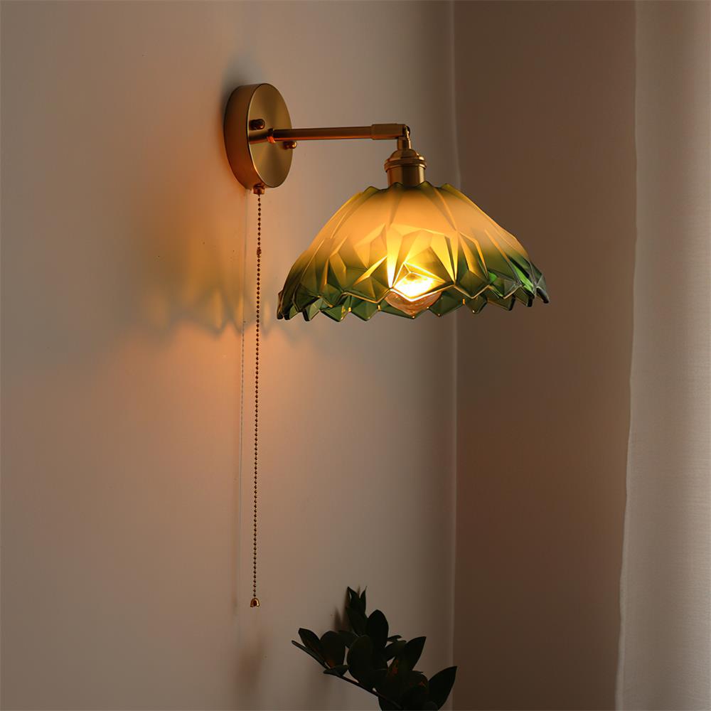 Rilo Wall Lamp Brass with Green/Clear Glass Shade and Pull Chain