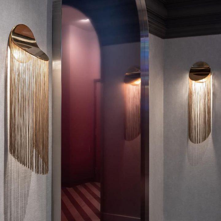 Aursilila premiumvägglampa i konstnärlig stil