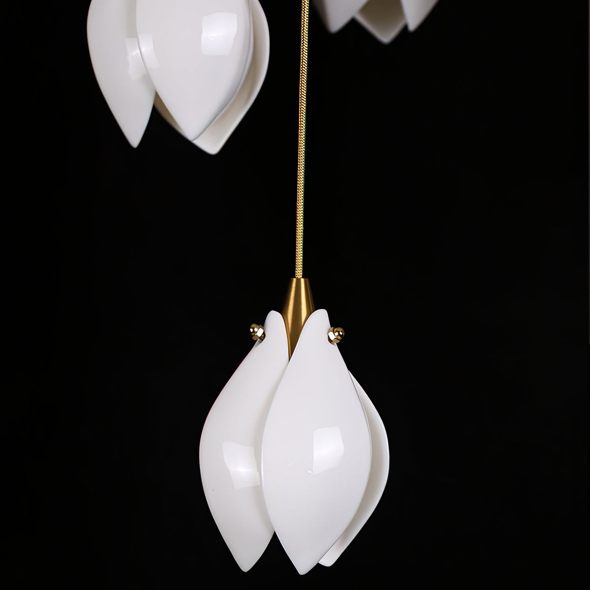Fioenaya Pendant Lamp White Floral Ceramic