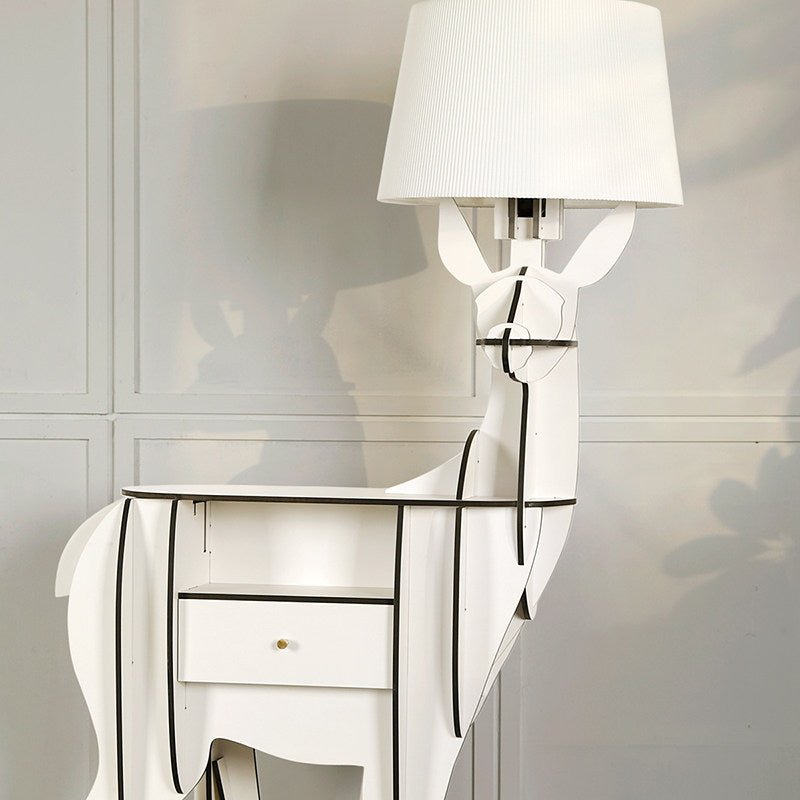 Cervus Deep Floor Lamp