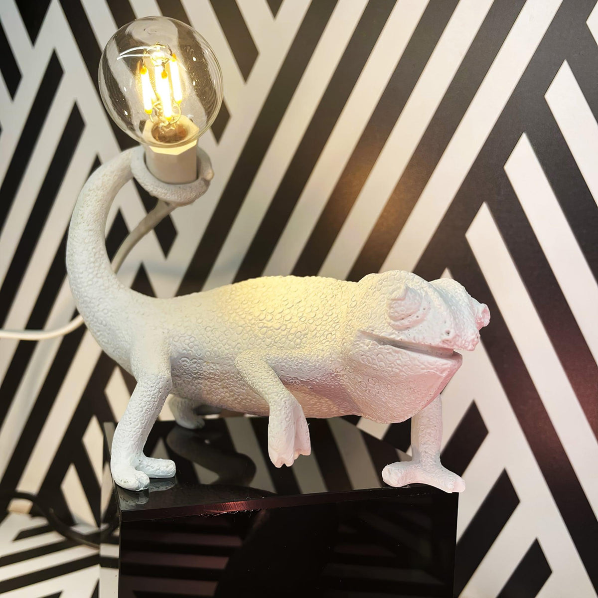 Orelanaya Table Lamp