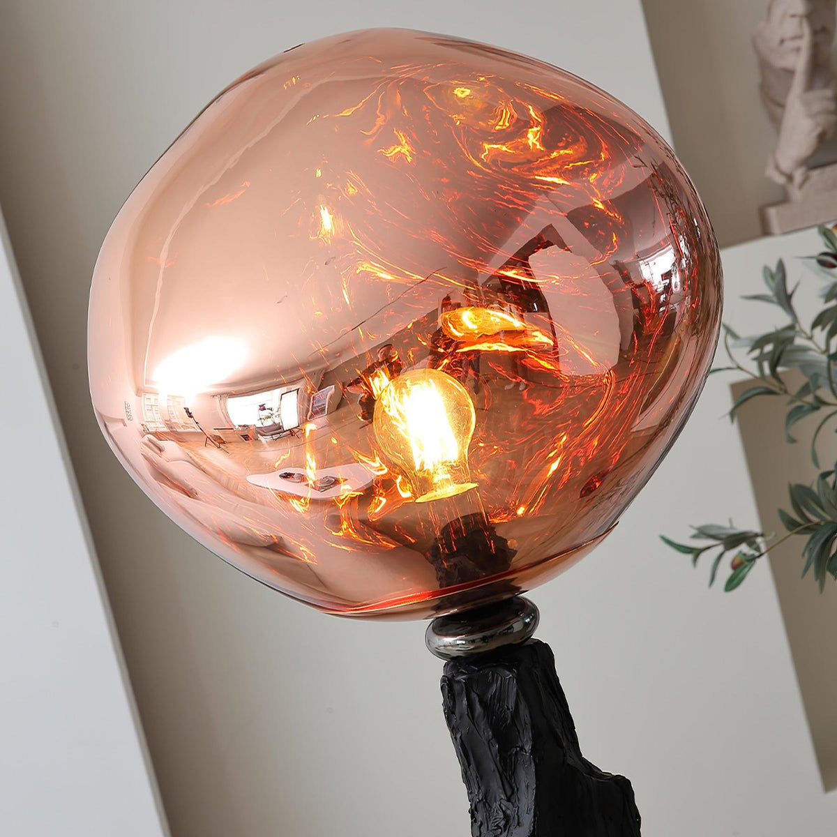 Cireriella Floor Lamp