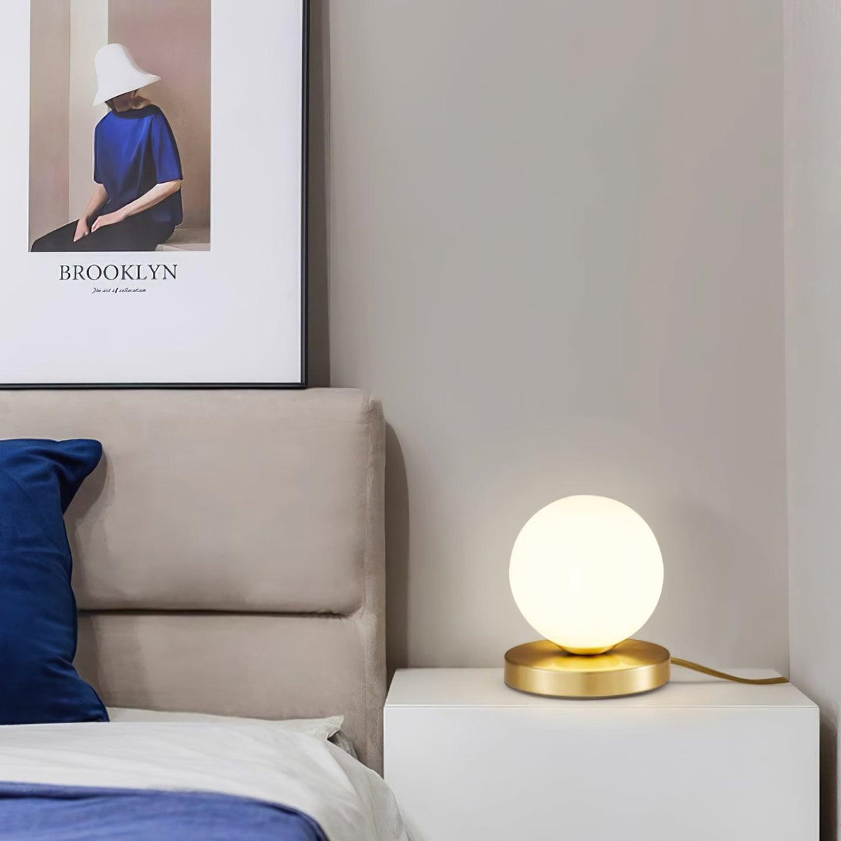Elaoora Table Lamp