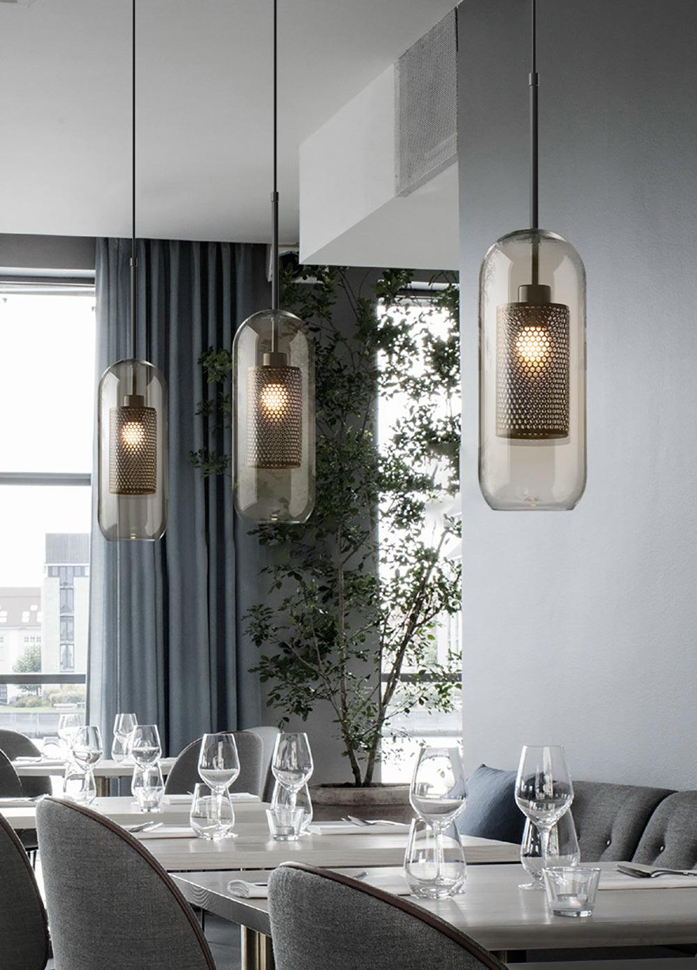 Veleine pendellampe i Chiswick-glas til stuen